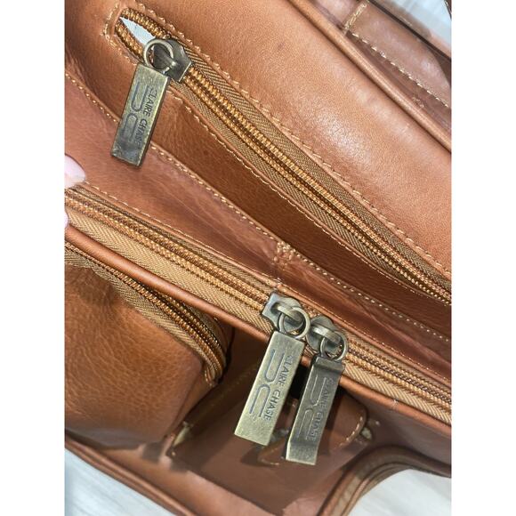 NOT FOR SALE: Claire Chase NWT Jumbo Man Bag 405 Saddle Leather Messenger Bag - Picture 12 of 15